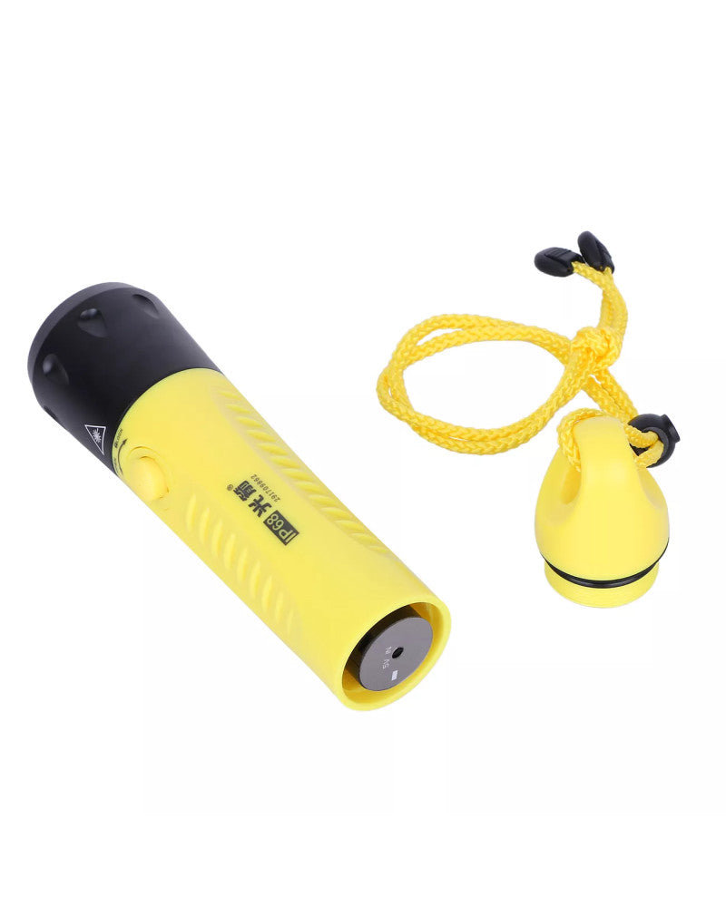 Fitech F8 Lampe De Plongée IP68 800 Lumens USB-C Rechargeable